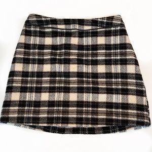NWT Abercrombie & Fitch Wool Blend Plaid Skirt - Size 2 (Originally $54)